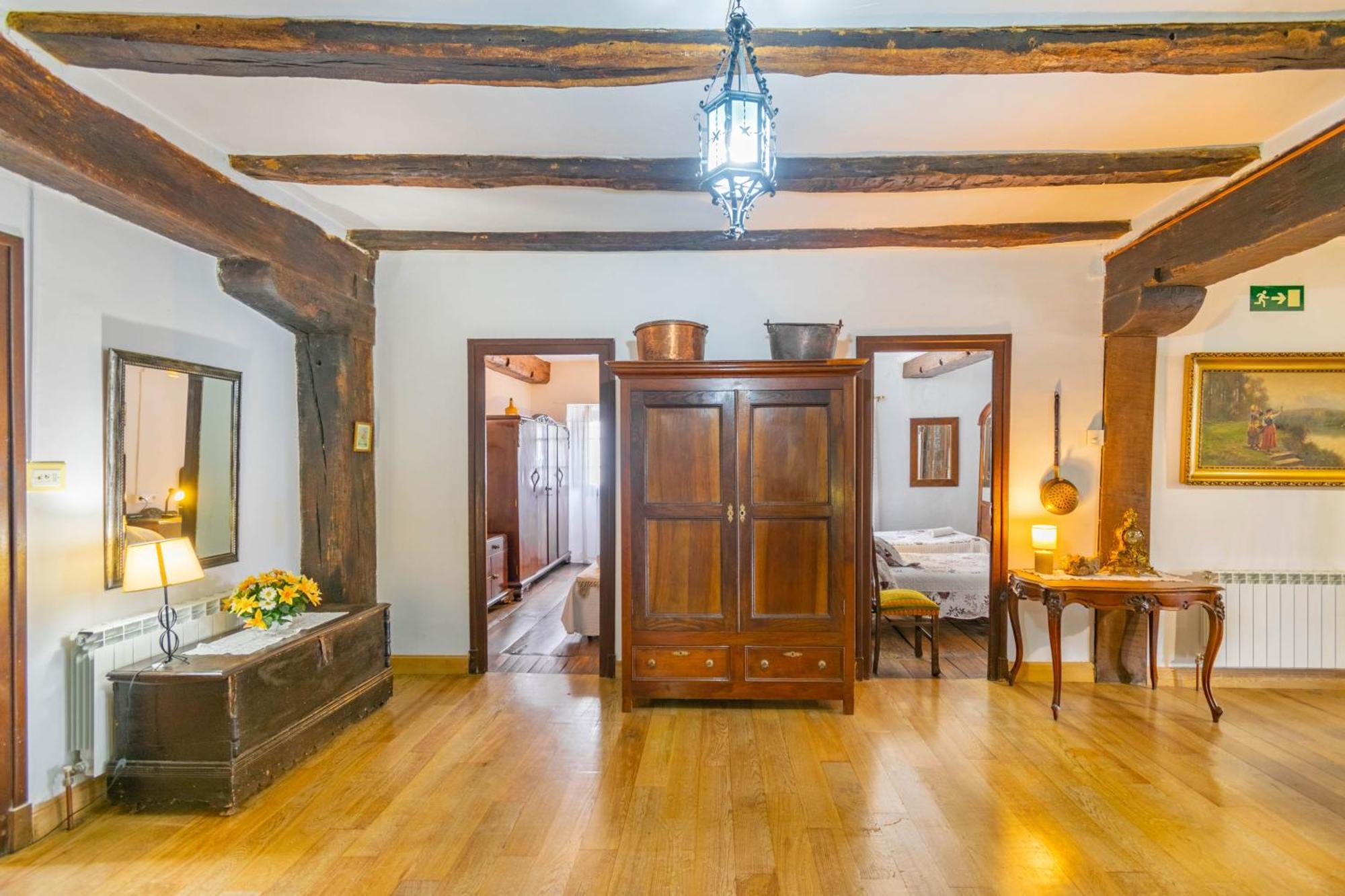Casa Rural Arotzenia, Hogar Rustico En Pleno Valle De La Ulzama Lizaso 외부 사진